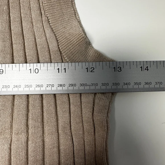 AND NOW THIS Beige Ribbed Knit Sleeveless Tank Top‎ Size L - Picture 5 of 6